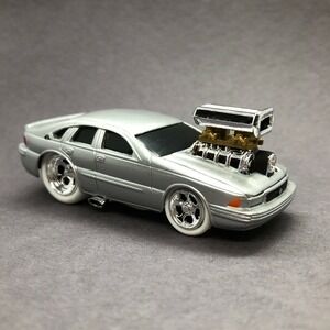 Muscle‎ Machines 1996 96 Chevrolet Chevy Impala Car1/64 Loose White Rubber Tires